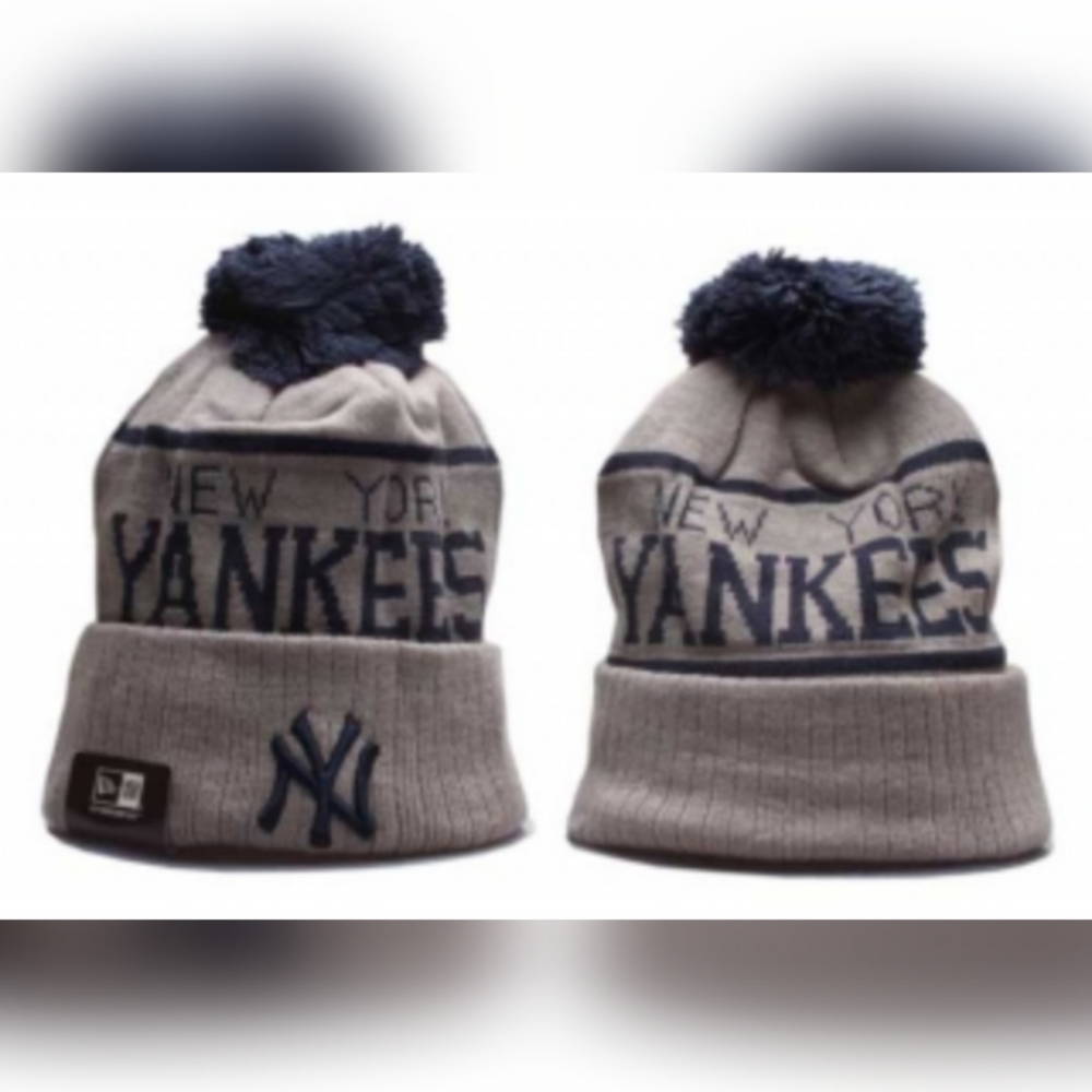 NY Yankees Winter Pom Knit Beanie